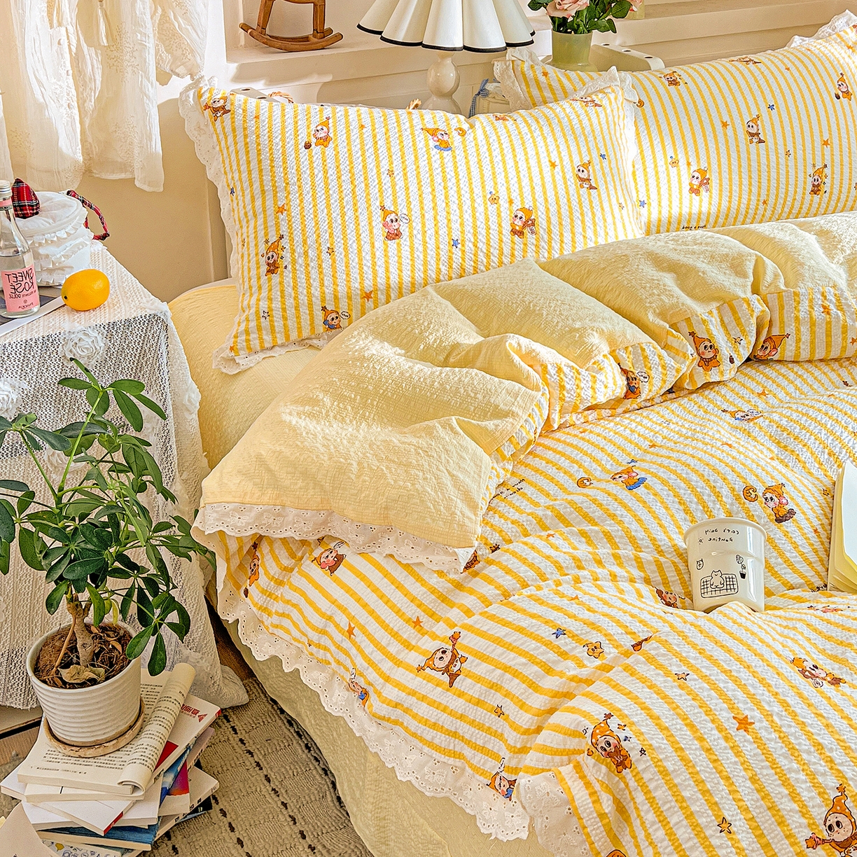 91家纺网 家纺一手货源 找家纺 一比一家纺 2026新款泡芙纱花边四件套 小黄人