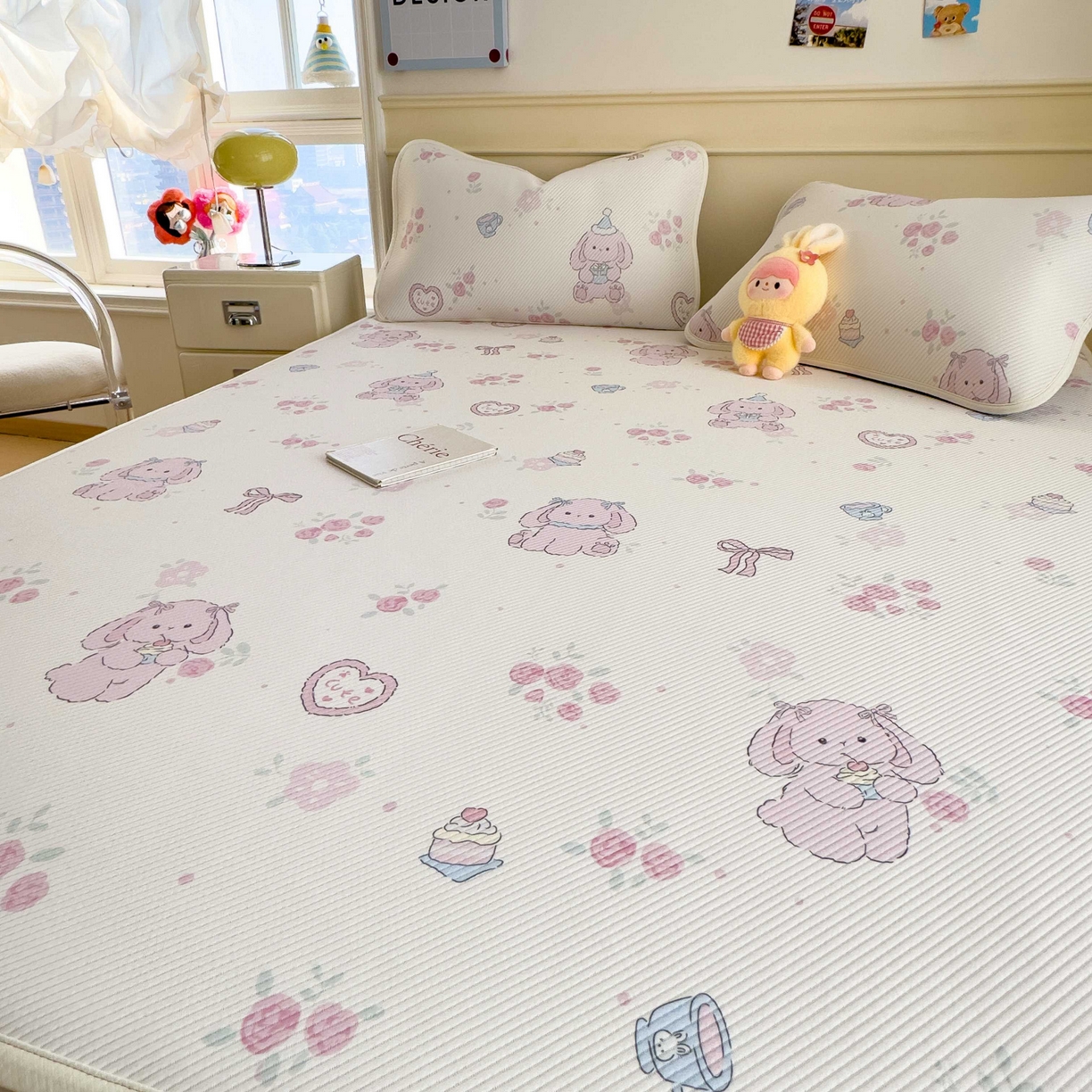 91家纺网 家纺一手货源 找家纺 孩子王家纺 2026春夏新款豆豆席卡通凉感值过0.21可机洗夏天学生宿舍单人空调软席凉席席子 爱心兔 床单款