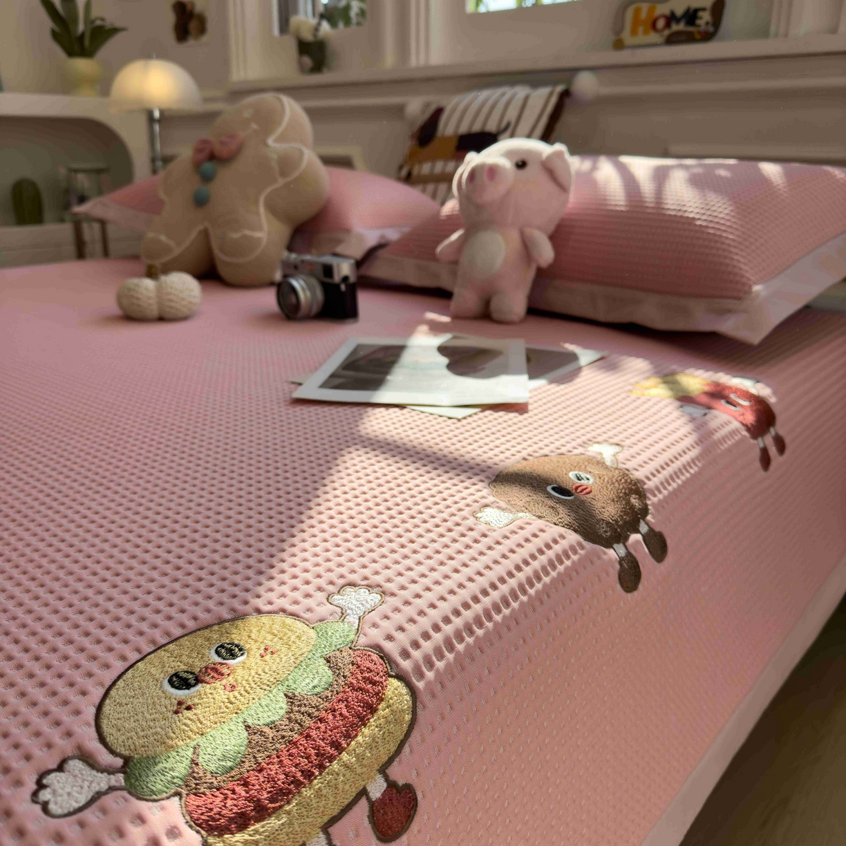 91家纺网 家纺一手货源 找家纺 （总）孩子王家纺 2026春夏新款乙纶冰豆豆凉席凉感值过0.21冰丝席-华夫格绣花空调软席凉席席子