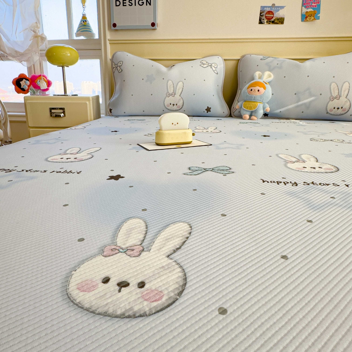 91家纺网 家纺一手货源 找家纺 孩子王家纺 2026春夏新款豆豆席卡通凉感值过0.21可机洗夏天学生宿舍单人空调软席凉席席子 波点星星兔 床单款