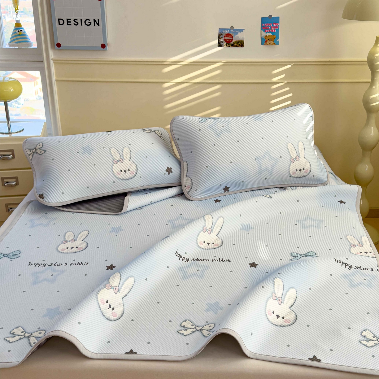 91家纺网 家纺一手货源 找家纺 孩子王家纺 2026春夏新款豆豆席卡通凉感值过0.21可机洗夏天学生宿舍单人空调软席凉席席子 波点星星兔 床单款