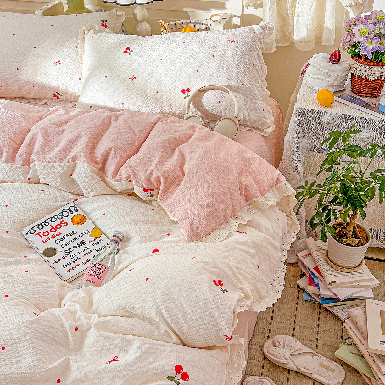 91家纺网 家纺一手货源 找家纺 一比一家纺 2026新款泡芙纱花边四件套 樱桃布丁