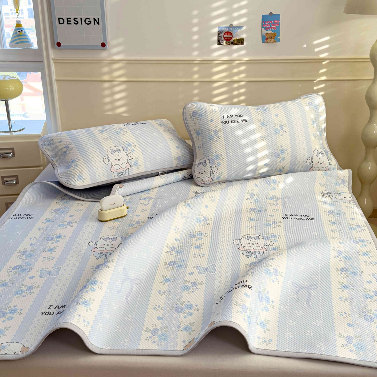 91家纺网 家纺一手货源 找家纺 孩子王家纺 2026春夏新款豆豆席卡通凉感值过0.21可机洗夏天学生宿舍单人空调软席凉席席子 花园物语 床单款