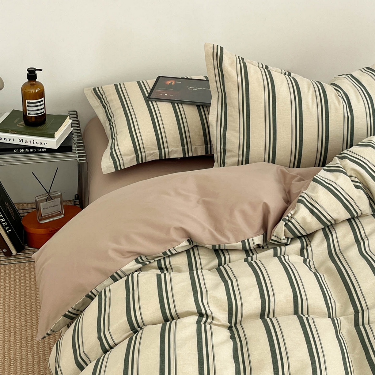 91家纺网 家纺一手货源 找家纺 涵宸家纺 2026新款全棉印花简约四件套 复古绿条