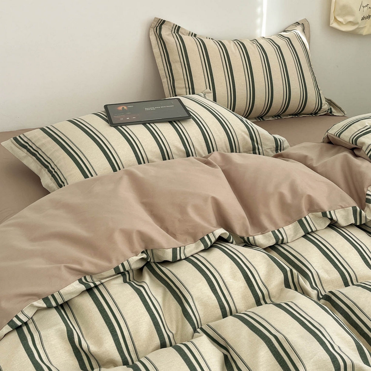 91家纺网 家纺一手货源 找家纺 涵宸家纺 2026新款全棉印花简约四件套 复古绿条