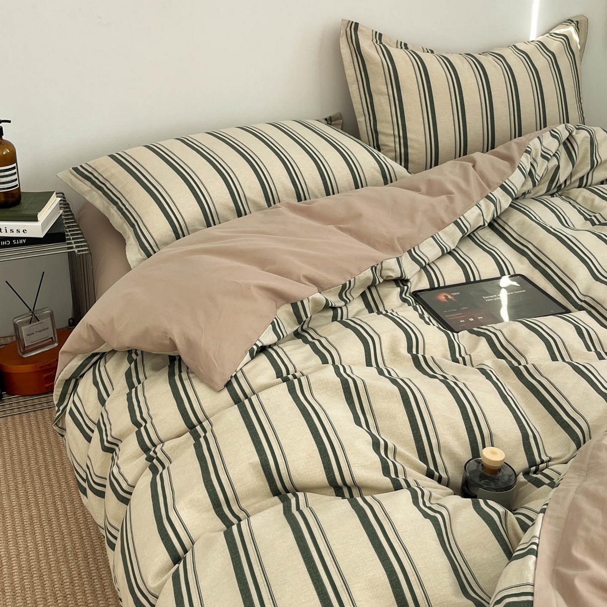 91家纺网 家纺一手货源 找家纺 涵宸家纺 2026新款全棉印花简约四件套 复古绿条