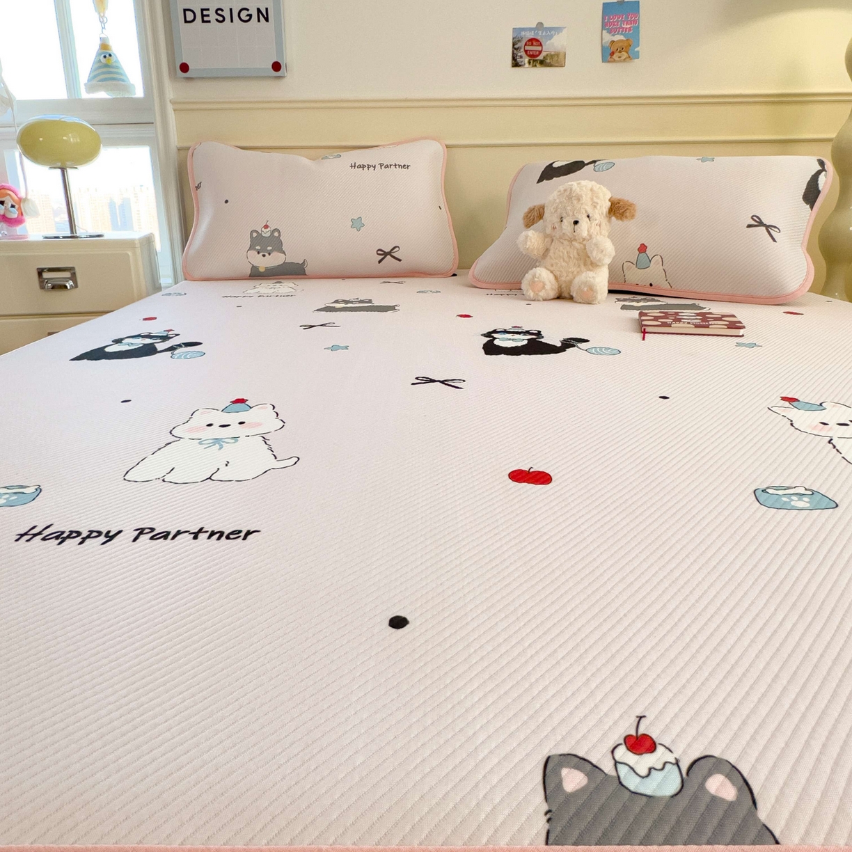 91家纺网 家纺一手货源 找家纺 孩子王家纺 2026春夏新款豆豆席卡通凉感值过0.21可机洗夏天学生宿舍单人空调软席凉席席子 快乐伙伴 床单款