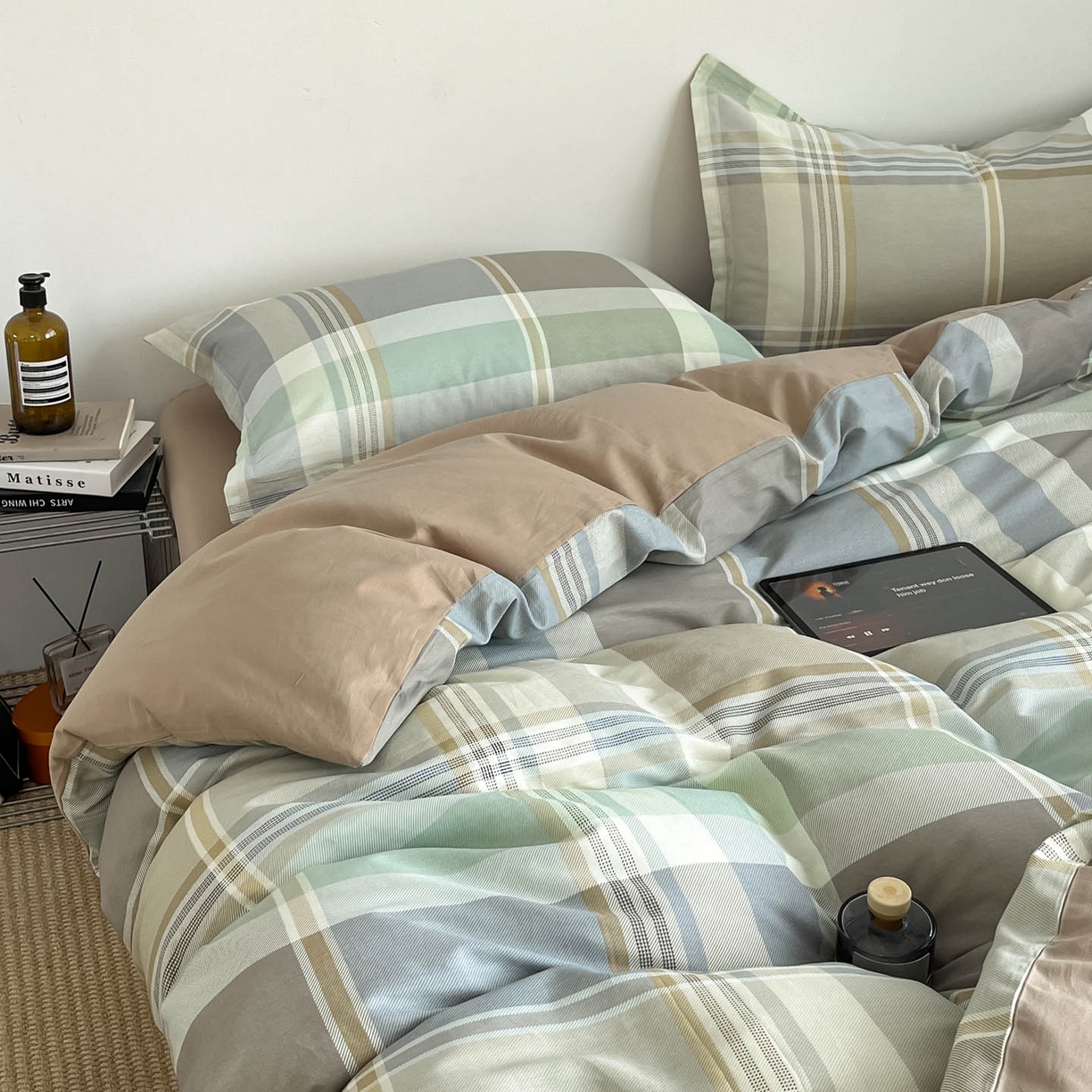 91家纺网 家纺一手货源 找家纺 涵宸家纺 2026新款全棉印花简约四件套 卡希亚