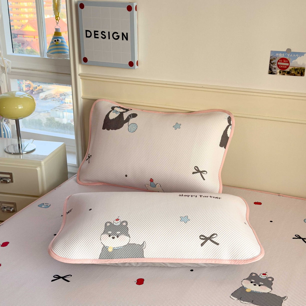 91家纺网 家纺一手货源 找家纺 孩子王家纺 2026春夏新款豆豆席卡通凉感值过0.21可机洗夏天学生宿舍单人空调软席凉席席子 快乐伙伴 床单款