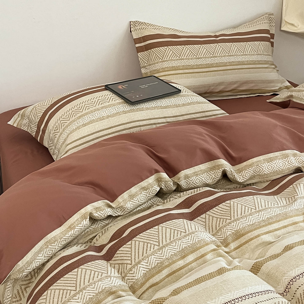 91家纺网 家纺一手货源 找家纺 涵宸家纺 2026新款全棉印花简约四件套 里威