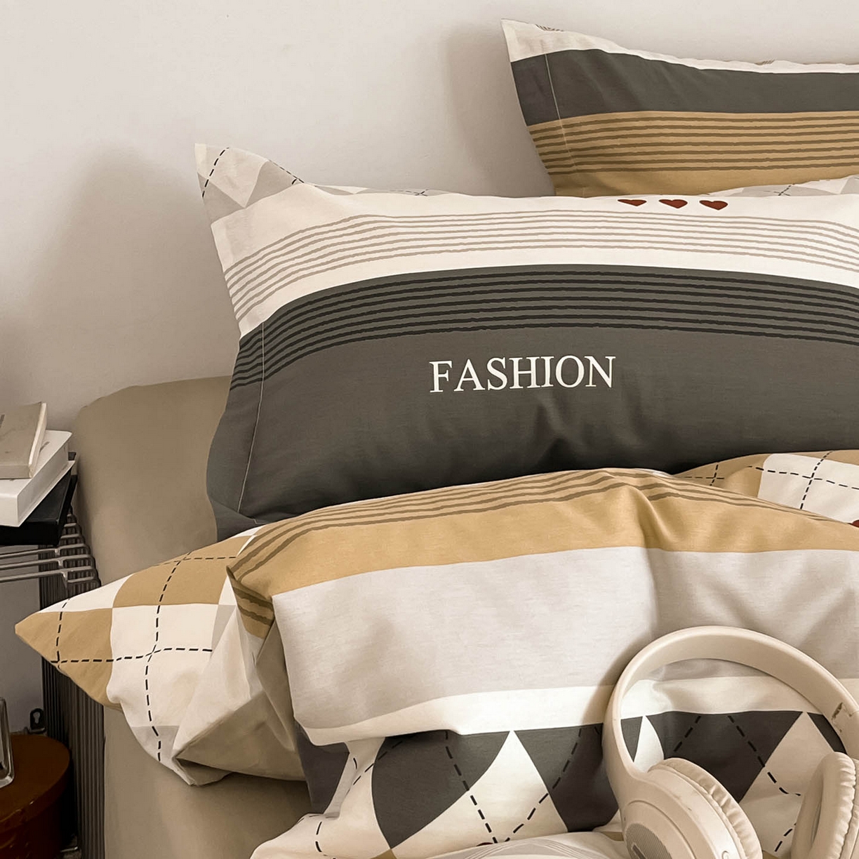 91家纺网 家纺一手货源 找家纺 涵宸家纺 2026新款全棉印花简约四件套 文景