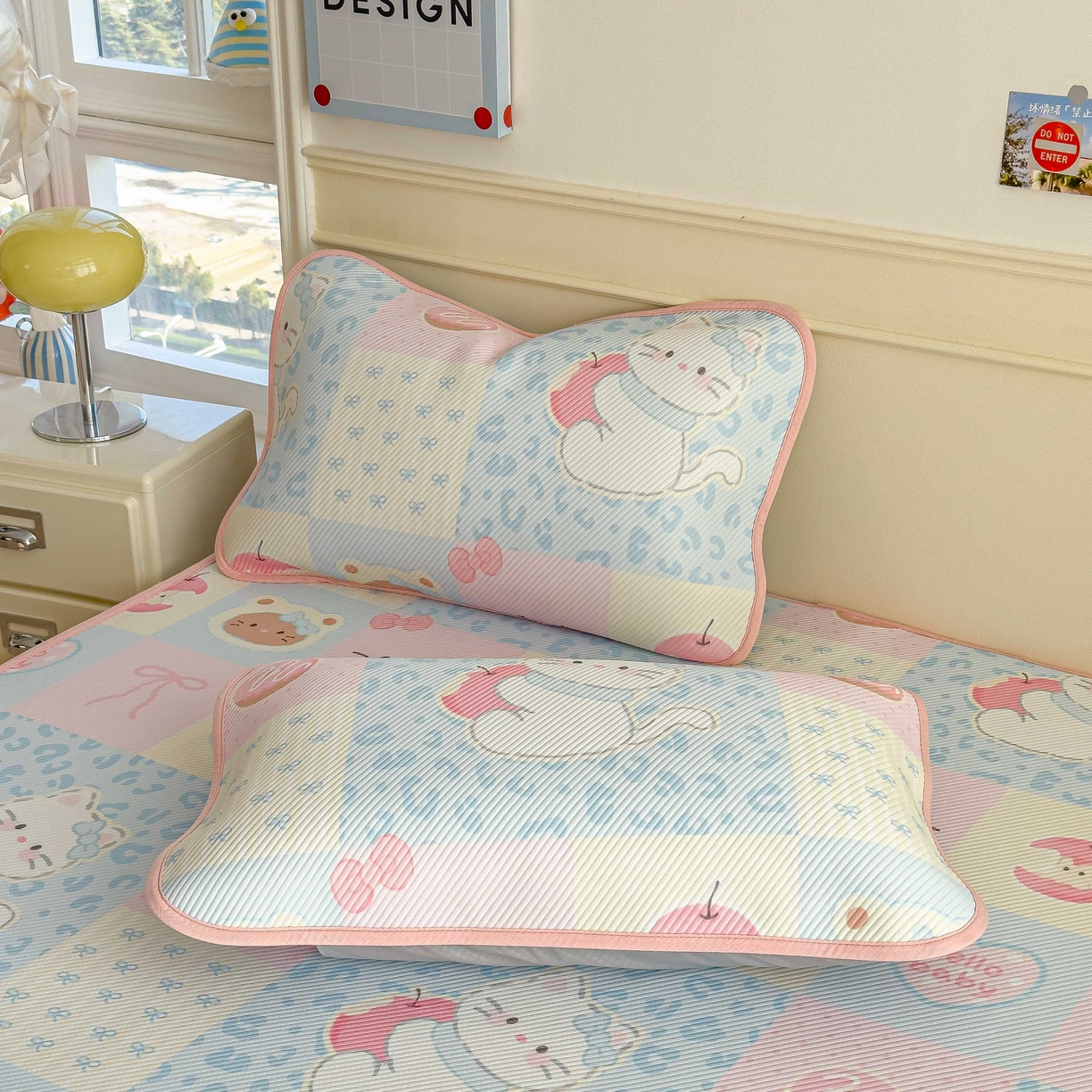 91家纺网 家纺一手货源 找家纺 孩子王家纺 2026春夏新款豆豆席卡通凉感值过0.21可机洗夏天学生宿舍单人空调软席凉席席子 曲奇蒂 床单款