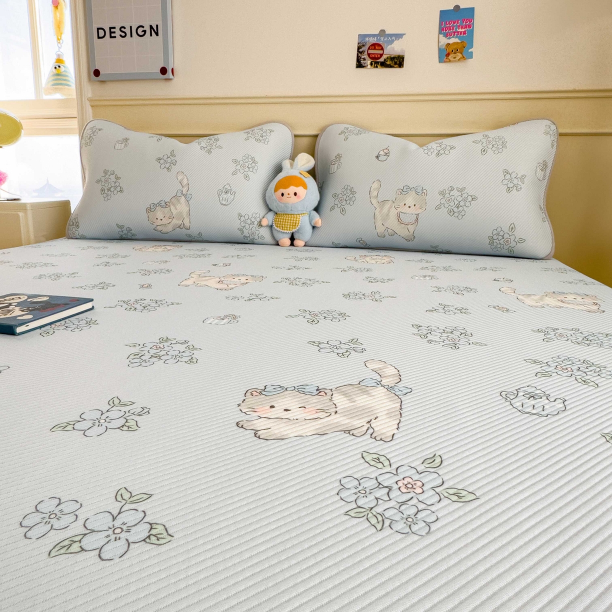 91家纺网 家纺一手货源 找家纺 孩子王家纺 2026春夏新款豆豆席卡通凉感值过0.21可机洗夏天学生宿舍单人空调软席凉席席子 小花猫 床单款