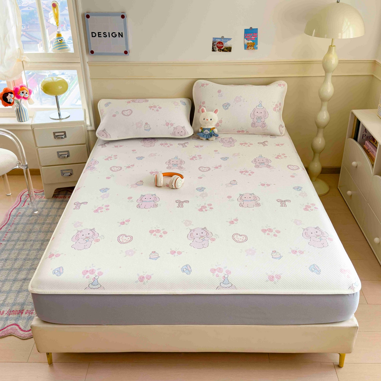 91家纺网 家纺一手货源 找家纺 孩子王家纺 2026春夏新款豆豆席卡通凉感值过0.21可机洗夏天学生宿舍单人空调软席凉席席子 爱心兔 床笠款