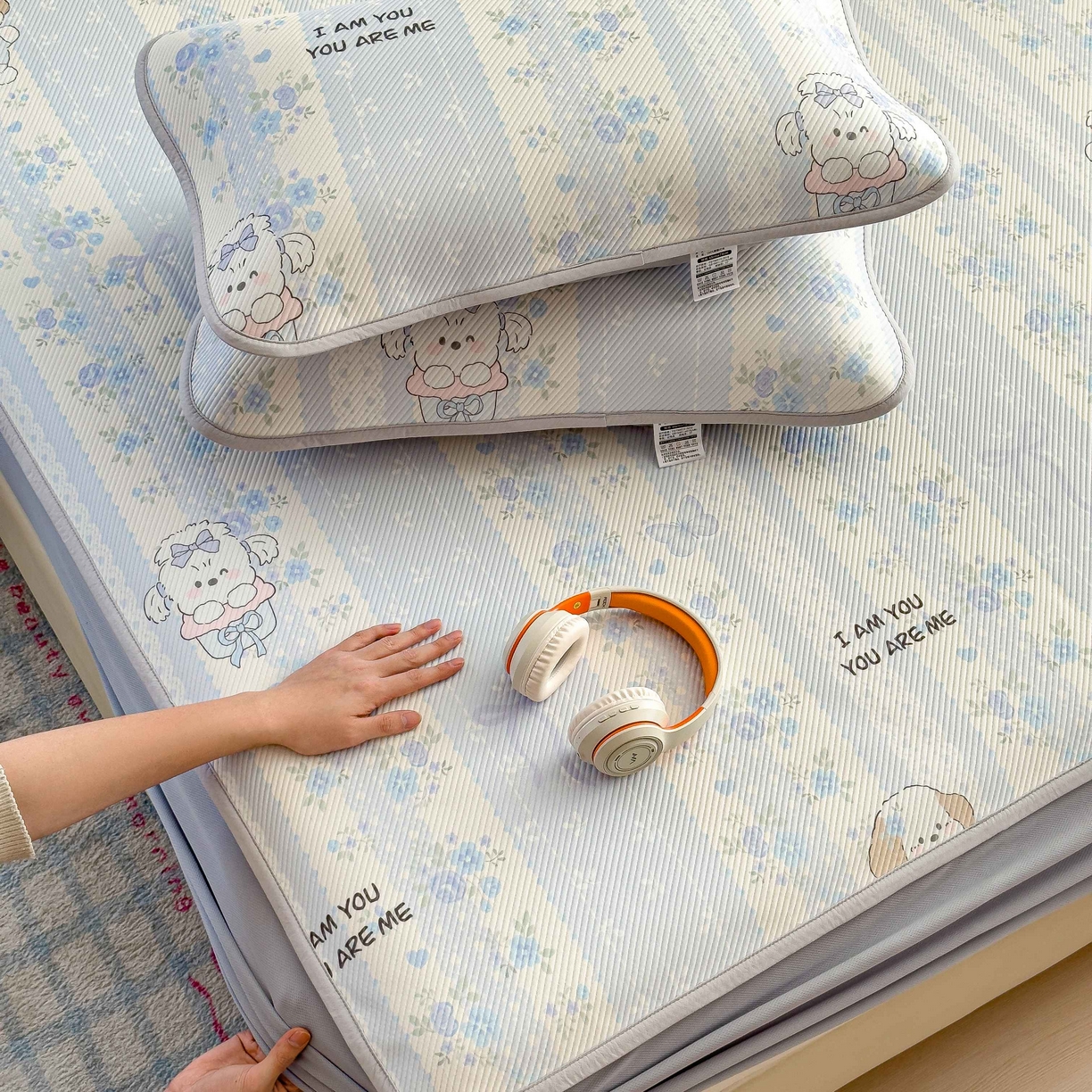 91家纺网 家纺一手货源 找家纺 孩子王家纺 2026春夏新款豆豆席卡通凉感值过0.21可机洗夏天学生宿舍单人空调软席凉席席子 花园物语 床笠款