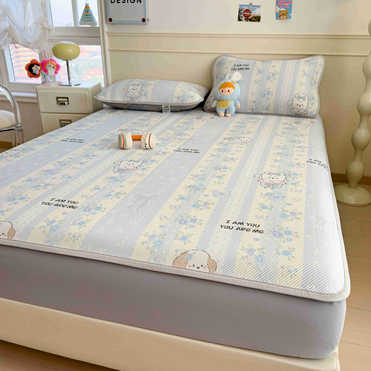 91家纺网 家纺一手货源 找家纺 孩子王家纺 2026春夏新款豆豆席卡通凉感值过0.21可机洗夏天学生宿舍单人空调软席凉席席子 花园物语 床笠款