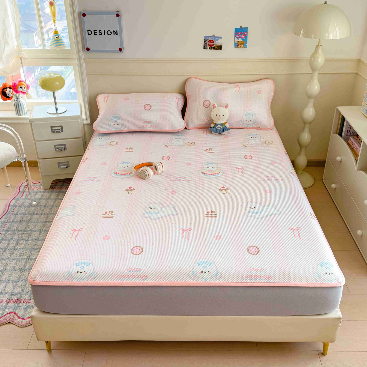 91家纺网 家纺一手货源 找家纺 孩子王家纺 2026春夏新款豆豆席卡通凉感值过0.21可机洗夏天学生宿舍单人空调软席凉席席子 萌萌皮皮狗 床笠款