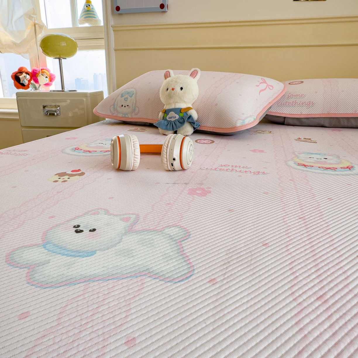 91家纺网 家纺一手货源 找家纺 孩子王家纺 2026春夏新款豆豆席卡通凉感值过0.21可机洗夏天学生宿舍单人空调软席凉席席子 萌萌皮皮狗 床笠款