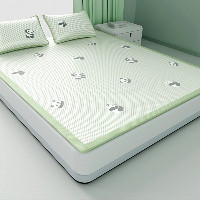 91家纺网 家纺一手货源 找家纺 步步高席业 2026新款熊猫小冰熊冰豆豆席凉席 小熊猫