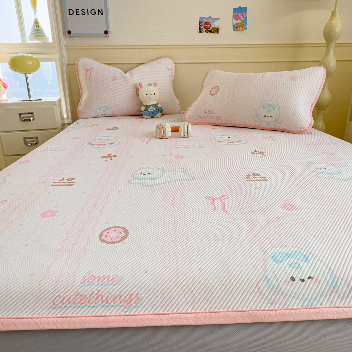 91家纺网 家纺一手货源 找家纺 孩子王家纺 2026春夏新款豆豆席卡通凉感值过0.21可机洗夏天学生宿舍单人空调软席凉席席子 萌萌皮皮狗 床笠款