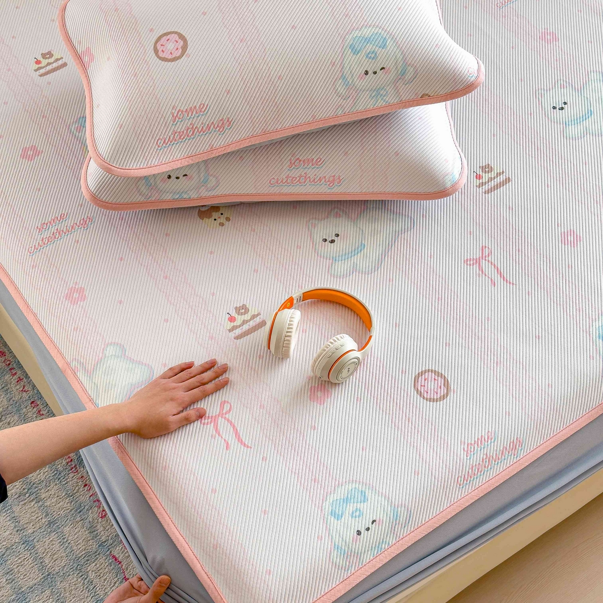 91家纺网 家纺一手货源 找家纺 孩子王家纺 2026春夏新款豆豆席卡通凉感值过0.21可机洗夏天学生宿舍单人空调软席凉席席子 萌萌皮皮狗 床笠款