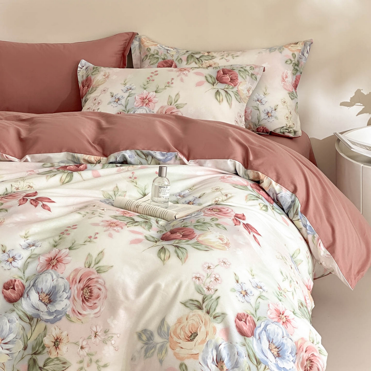 91家纺网 家纺一手货源 找家纺 涵宸家纺 2026新款全棉印花花卉四件套 花影绮梦