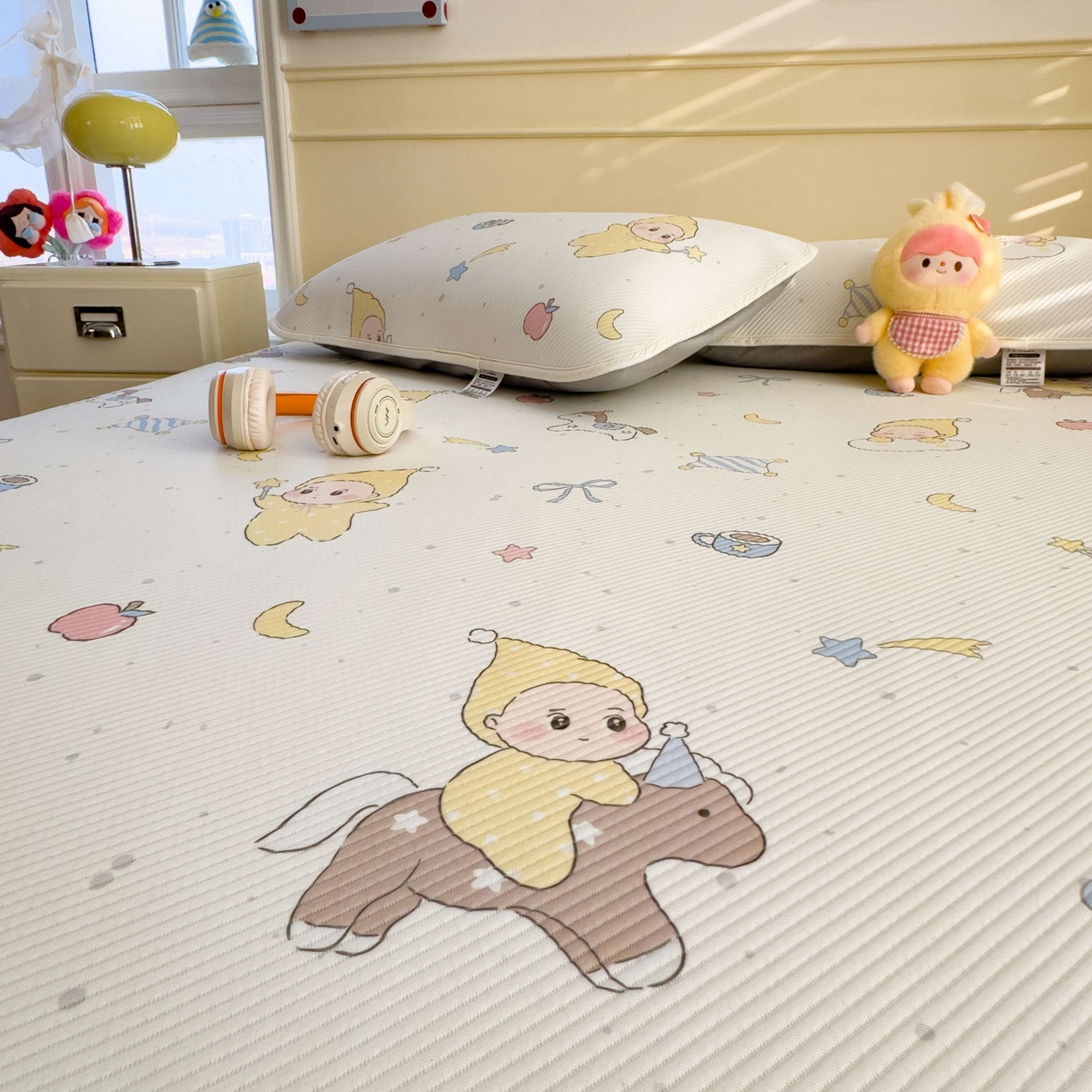 91家纺网 家纺一手货源 找家纺 孩子王家纺 2026春夏新款豆豆席卡通凉感值过0.21可机洗夏天学生宿舍单人空调软席凉席席子 魔力星 床笠款