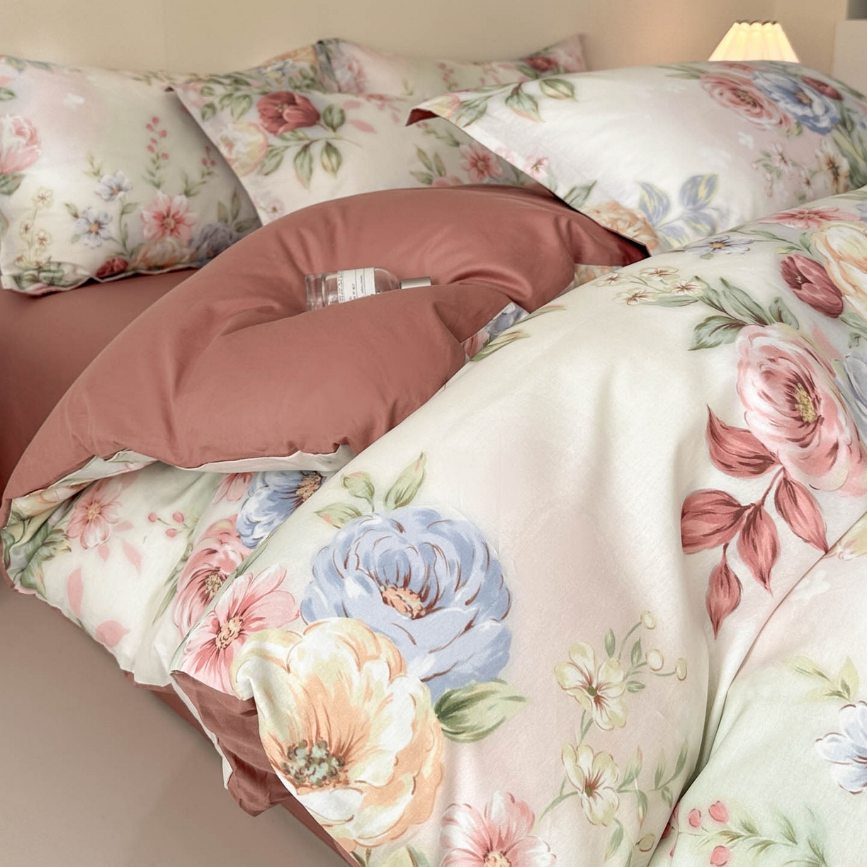 91家纺网 家纺一手货源 找家纺 涵宸家纺 2026新款全棉印花花卉四件套 花影绮梦