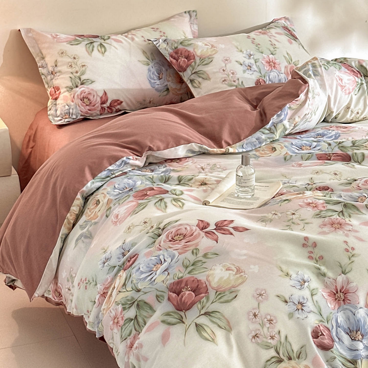 91家纺网 家纺一手货源 找家纺 涵宸家纺 2026新款全棉印花花卉四件套 花影绮梦