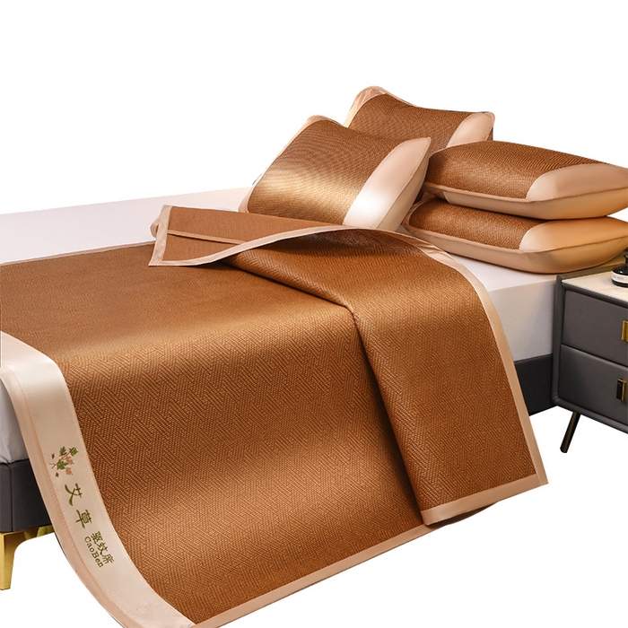 91家纺网 家纺一手货源 找家纺 步步高席业 2026新款电商直播热款艾草刺绣宽边款凉席藤席透气凉席 饼干花