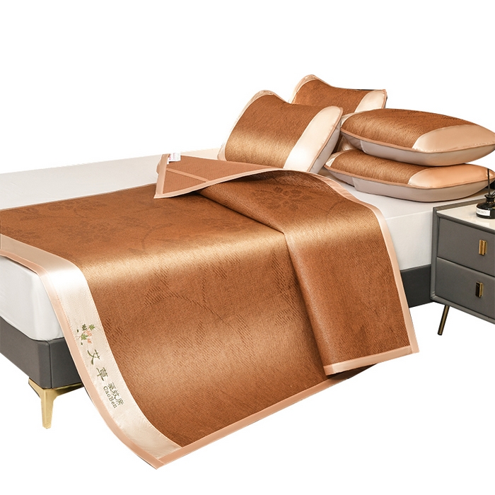 91家纺网 家纺一手货源 找家纺 步步高席业 2026新款电商直播热款艾草刺绣宽边款凉席藤席透气凉席 水中花