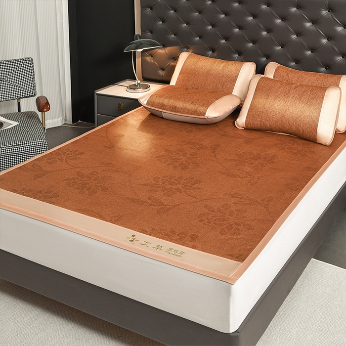 91家纺网 家纺一手货源 找家纺 步步高席业 2026新款电商直播热款艾草刺绣宽边款凉席藤席透气凉席 水中花