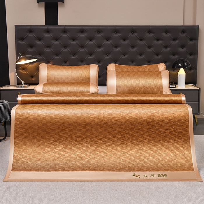 91家纺网 家纺一手货源 找家纺 步步高席业 2026新款电商直播热款艾草刺绣宽边款凉席藤席透气凉席 经典格