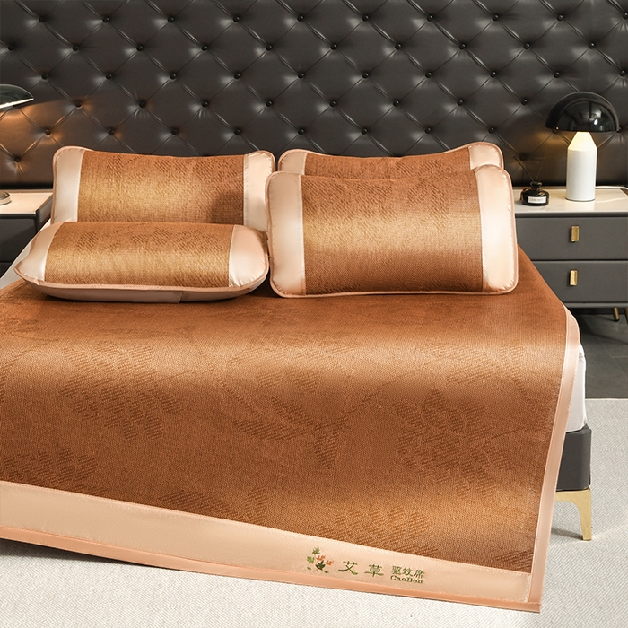 91家纺网 家纺一手货源 找家纺 步步高席业 2026新款电商直播热款艾草刺绣宽边款凉席藤席透气凉席 水中花