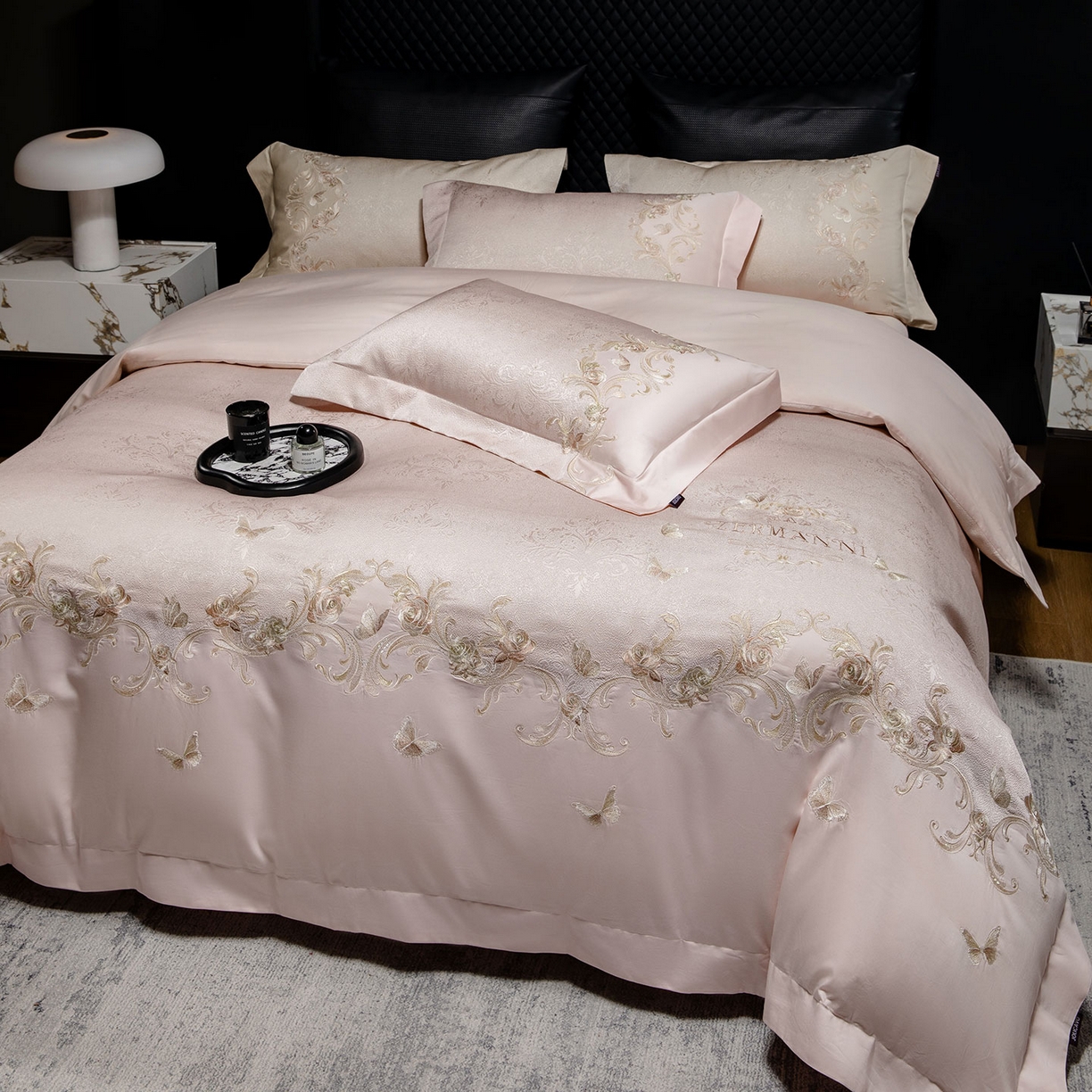 91家纺网 家纺一手货源 找家纺 乔利卡沃 2026高端新品A类100支长绒棉纯棉四件套100全棉厚织提花高档重工刺绣被套床单床笠床上用品-觅棠 觅棠-柔雪粉