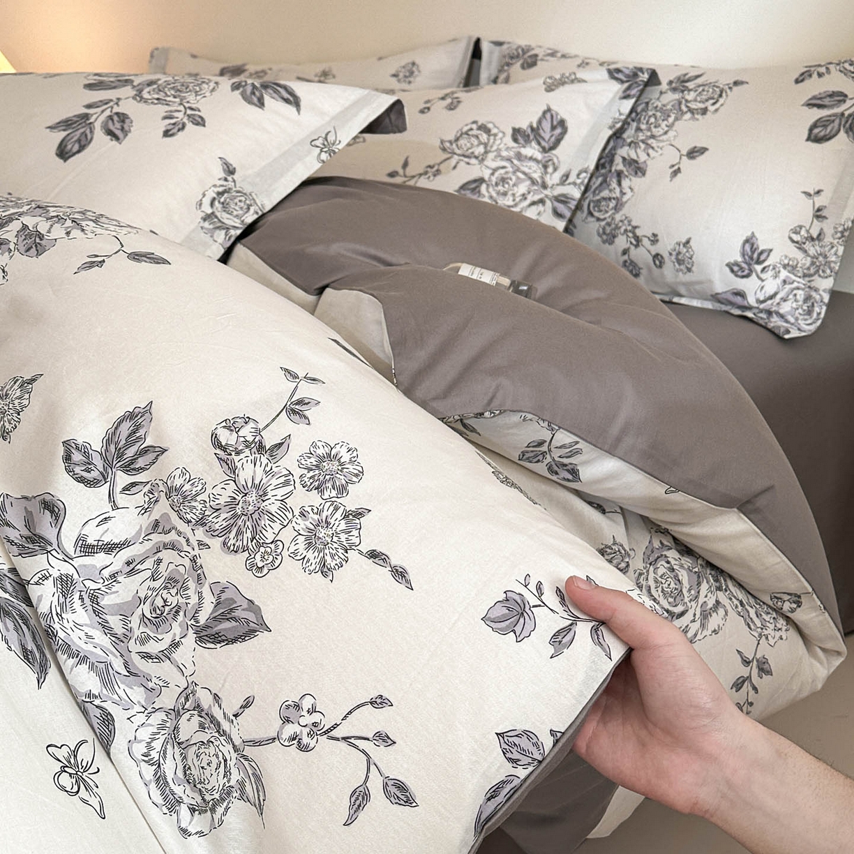 91家纺网 家纺一手货源 找家纺 涵宸家纺 2026新款全棉印花花卉四件套 秀丽