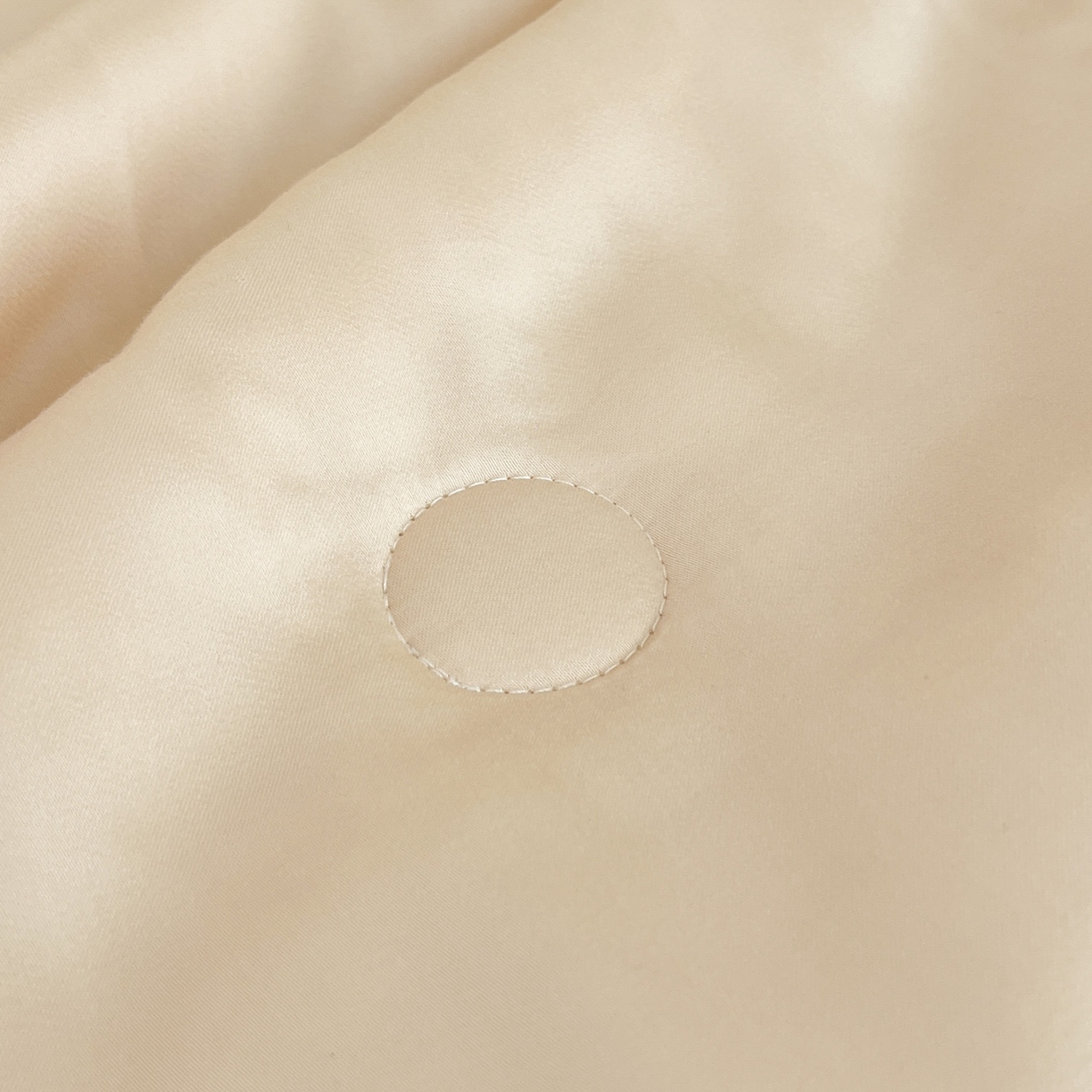 91家纺网 家纺一手货源 找家纺 蕾诺家纺 2026新款水洗真丝夏被纯色宽边夏被 水洗真丝-香槟金