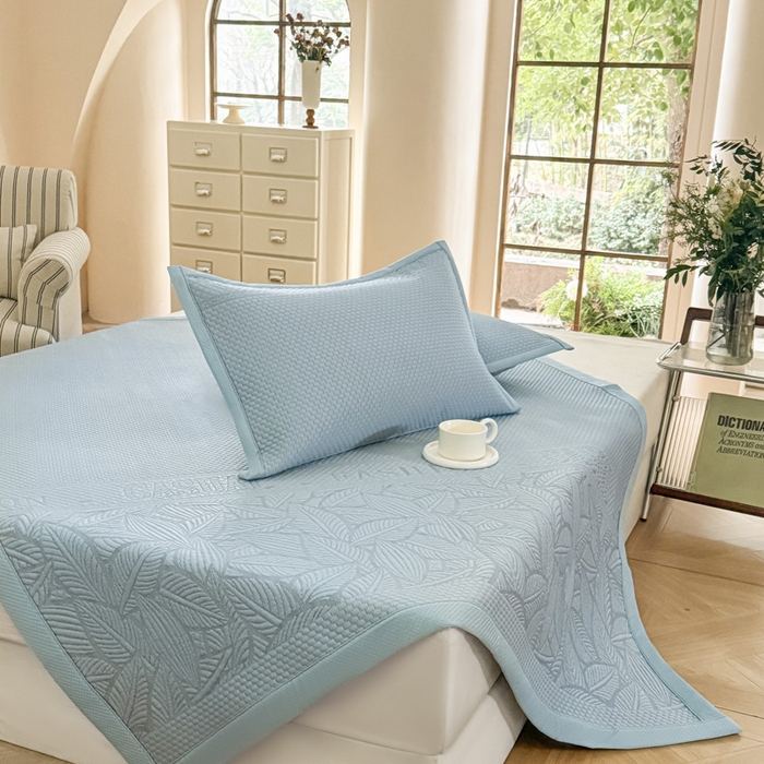 91家纺网 家纺一手货源 找家纺 步步高席业 2026新款凉感冰豆豆凉席 树叶-蓝色