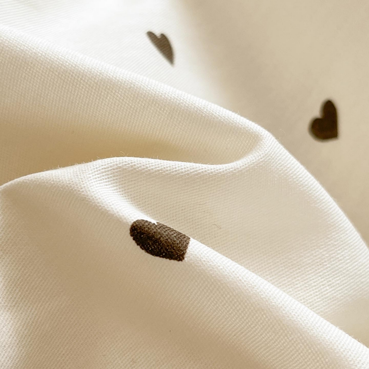 91家纺网 家纺一手货源 找家纺 涵宸家纺 2026新款全棉印花毛巾绣四件套 暖心小象