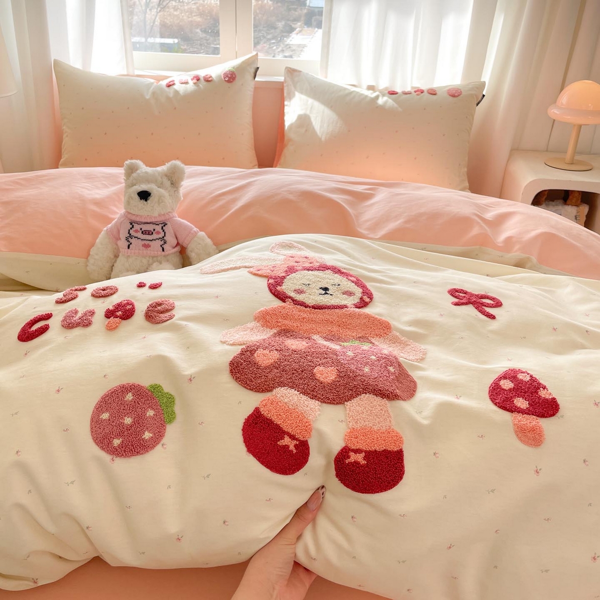 91家纺网 家纺一手货源 找家纺 涵宸家纺 2026新款全棉印花毛巾绣四件套 甜心兔