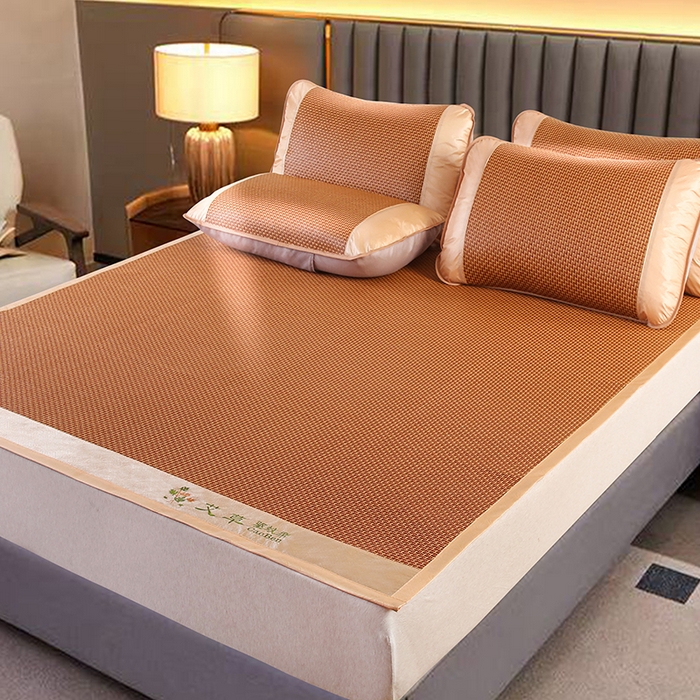 91家纺网 家纺一手货源 找家纺 步步高席业 2026新款艾草刺绣宽边凉席藤席 步步高