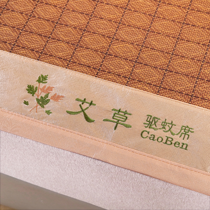 91家纺网 家纺一手货源 找家纺 步步高席业 2026新款艾草刺绣宽边凉席藤席 罗马格