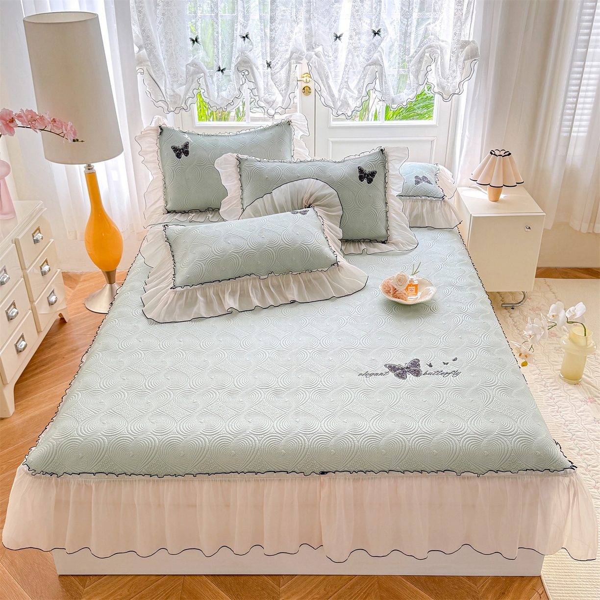 91家纺网 家纺一手货源 找家纺 优贝家纺 2026新款-高克重PE聚乙中分子提花刺绣法式花边复合凉感软席 蝶恋-湖水绿