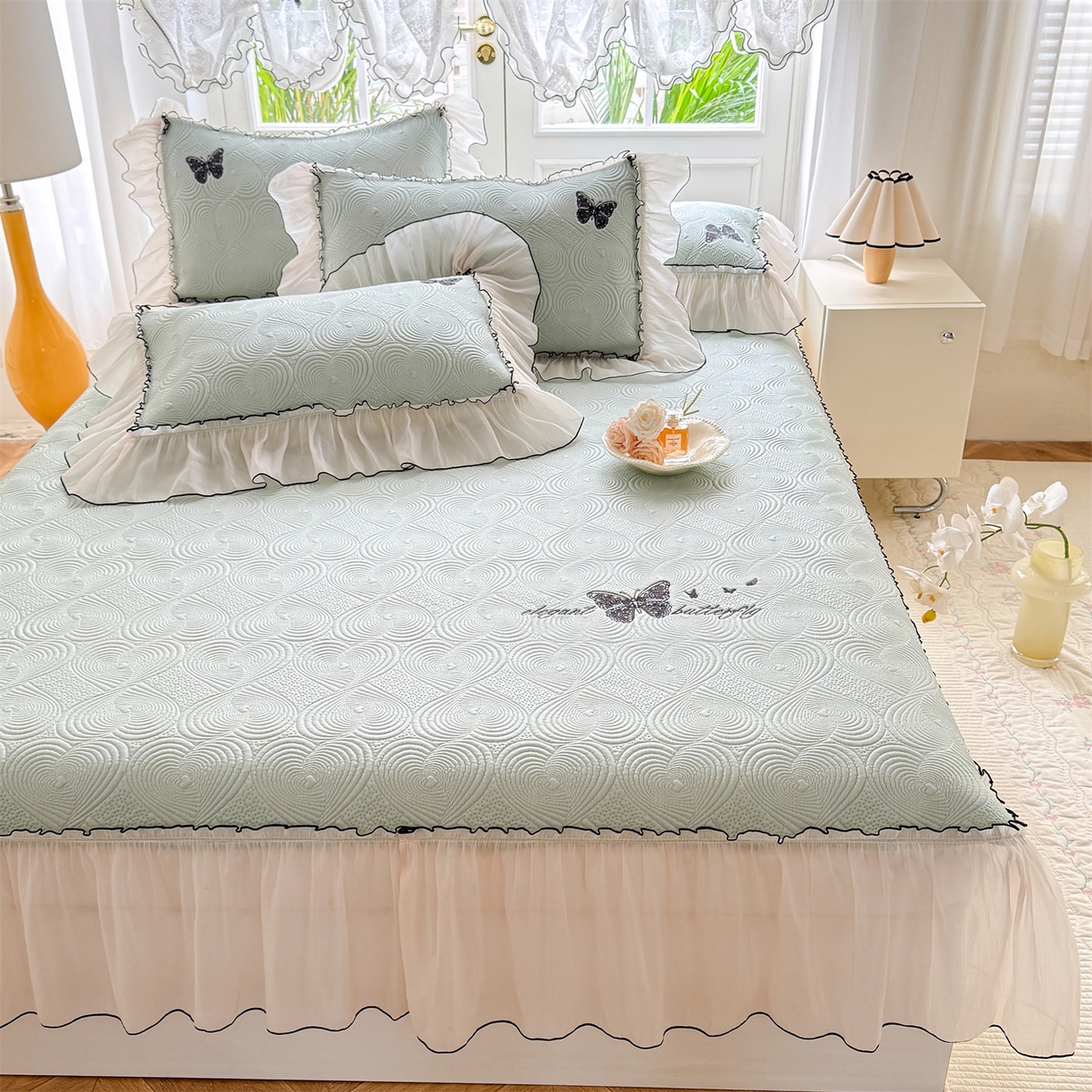 91家纺网 家纺一手货源 找家纺 绒棉世家 2026新款-高克重PE聚乙中分子提花刺绣法式花边复合凉感软席 蝶恋-湖水绿