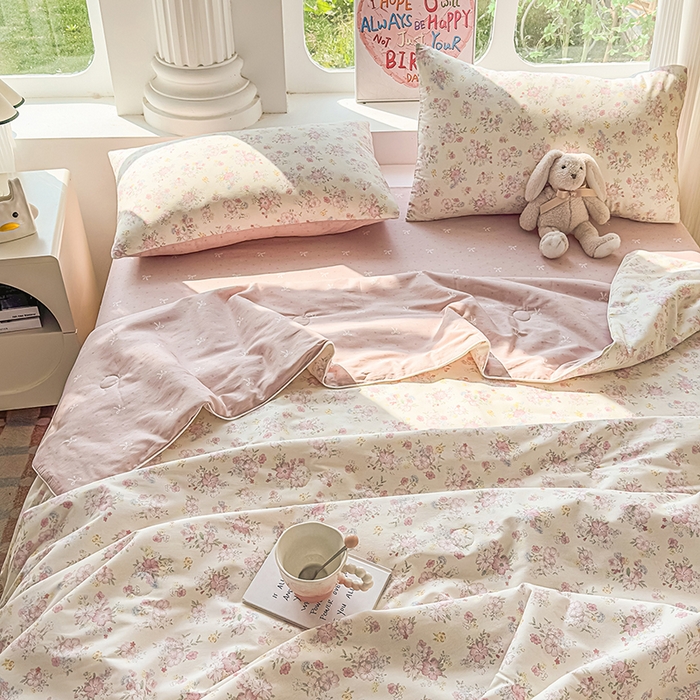 91家纺网 家纺一手货源 找家纺 金喜 2026新款100%里外全棉夏被夏被四件套 洛琳-粉