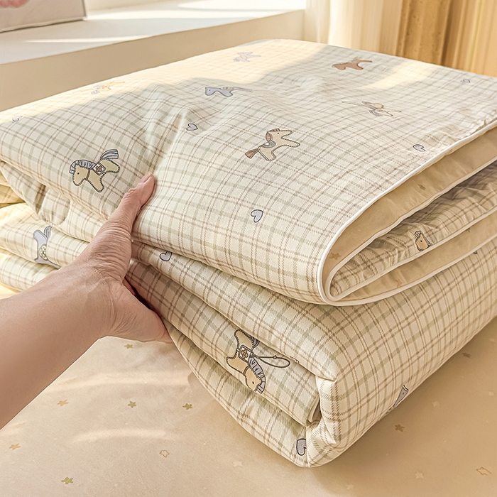 91家纺网 家纺一手货源 找家纺 金喜 2026新款100%里外全棉夏被夏被四件套 马到成功