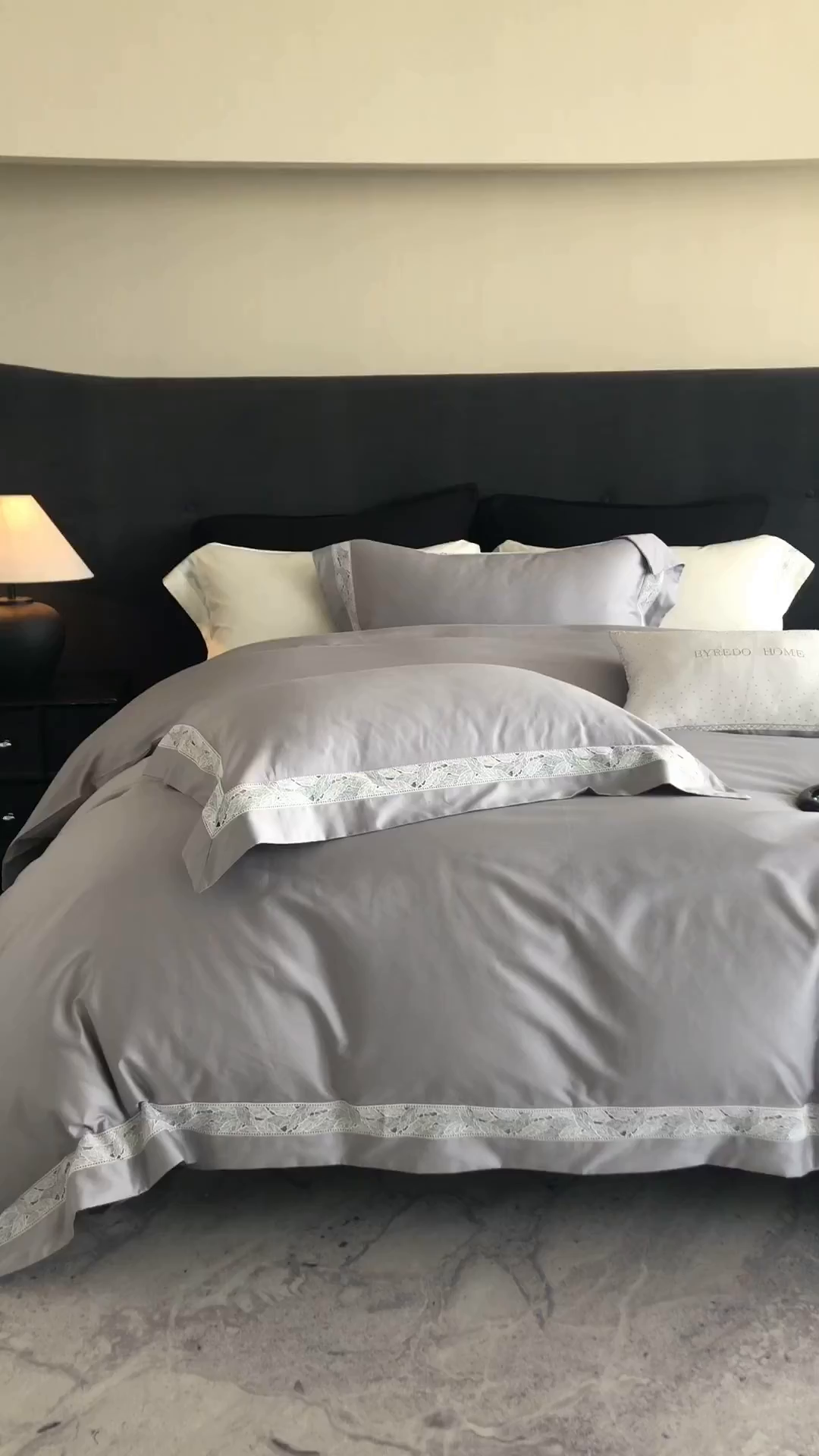 91家纺网 家纺一手货源 找家纺 蕾诺家纺 2026秋冬新品100支高定100S全棉四件套 棉森蔓-高级灰