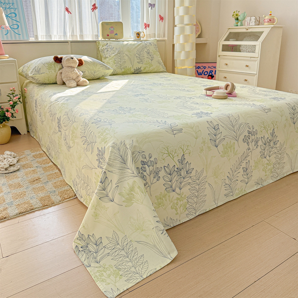 91家纺网 家纺一手货源 找家纺 名兮家居 2026新款全棉A类卡通简约时尚老粗布床单 繁花-绿