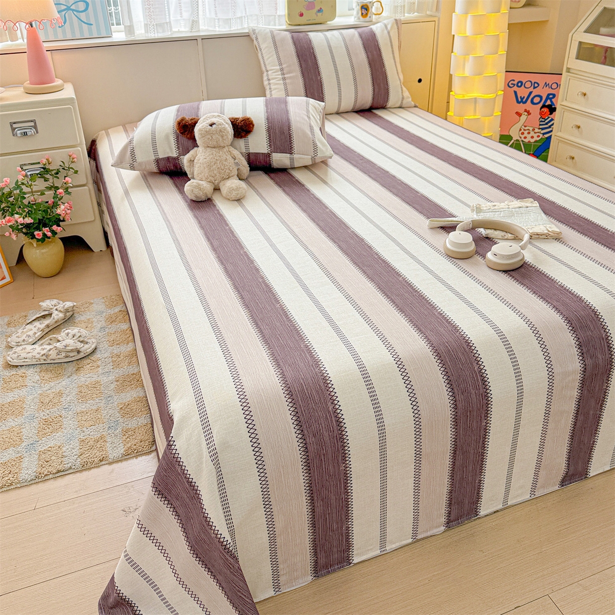 91家纺网 家纺一手货源 找家纺 名兮家居 2026新款全棉A类卡通简约时尚老粗布床单 竖条咖