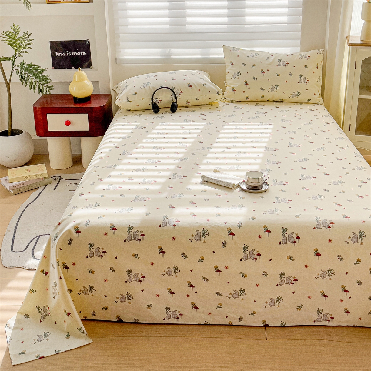 91家纺网 家纺一手货源 找家纺 名兮家居 2026新款全棉A类卡通简约时尚老粗布床单 花兔兔